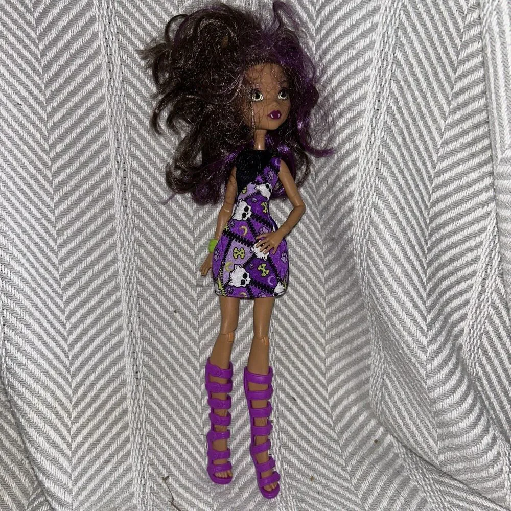 Monster High HOW DO YOU BOO? Clawdeen Wolf Mattel Doll w/Dress‎ E2